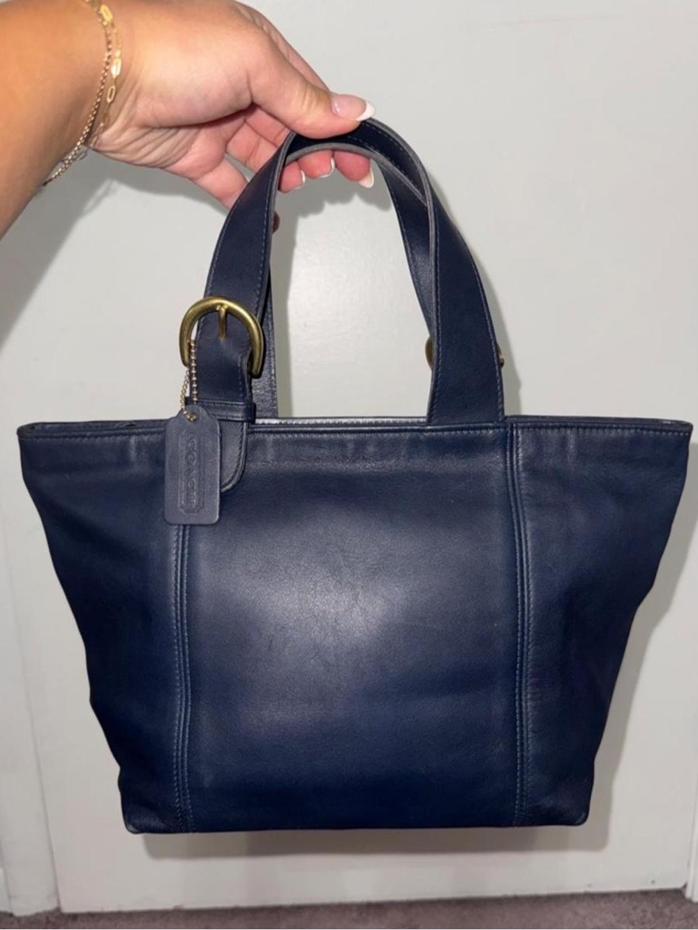 Coach vintage Waverly handbag in navy blue leather with gold hardware